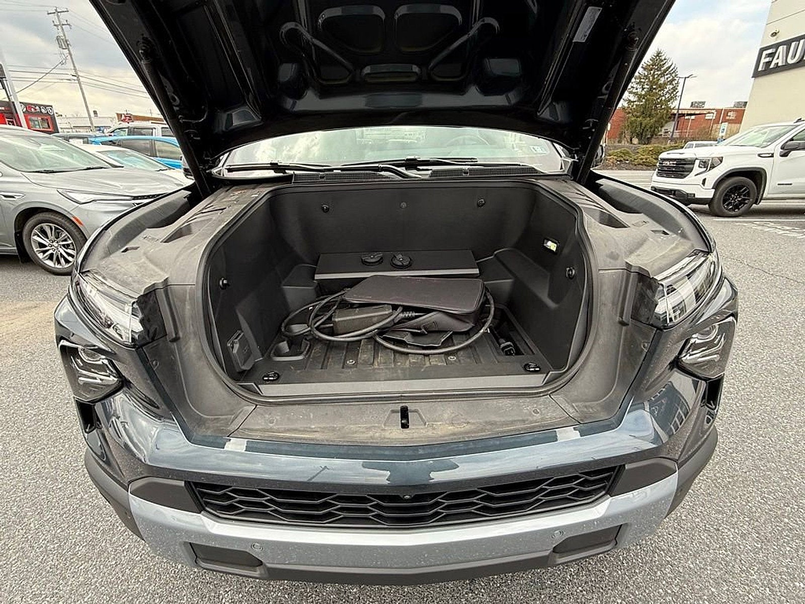 2025 Chevrolet Silverado EV LT - Extended Range