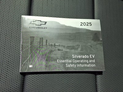 2025 Chevrolet Silverado EV RST - Max Range