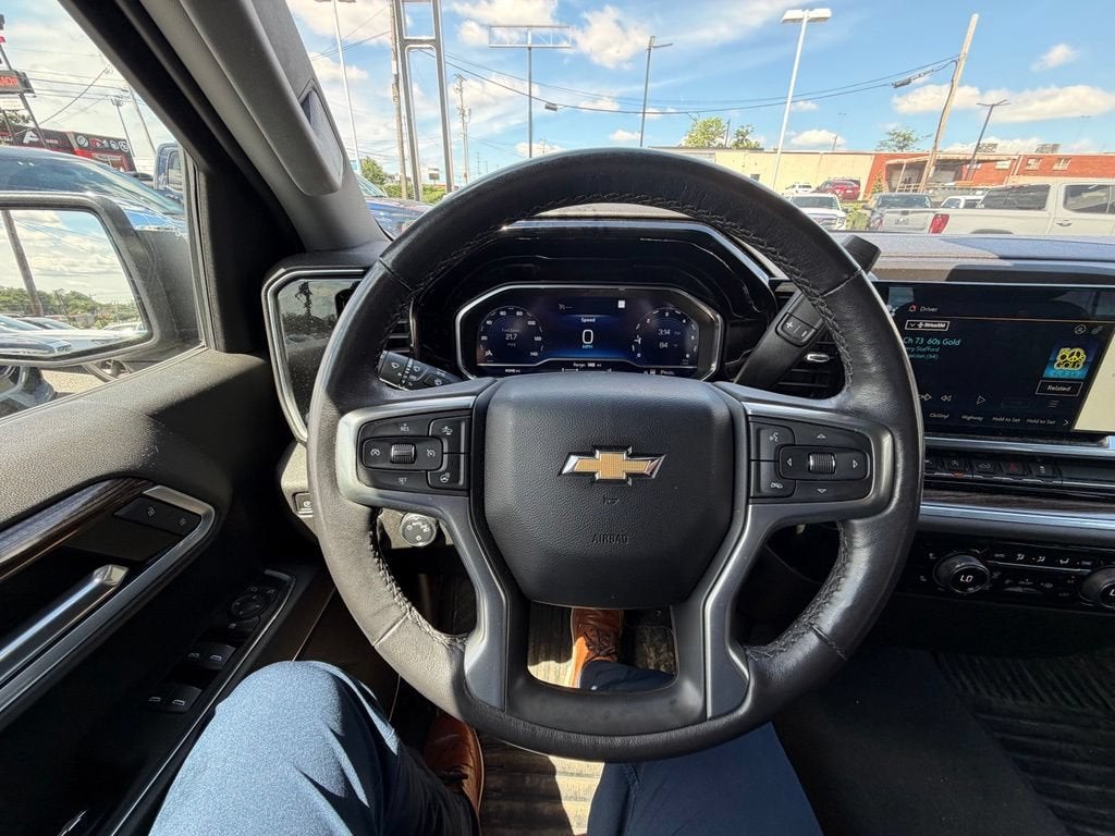 2022 Chevrolet Silverado 1500 LT (2FL)