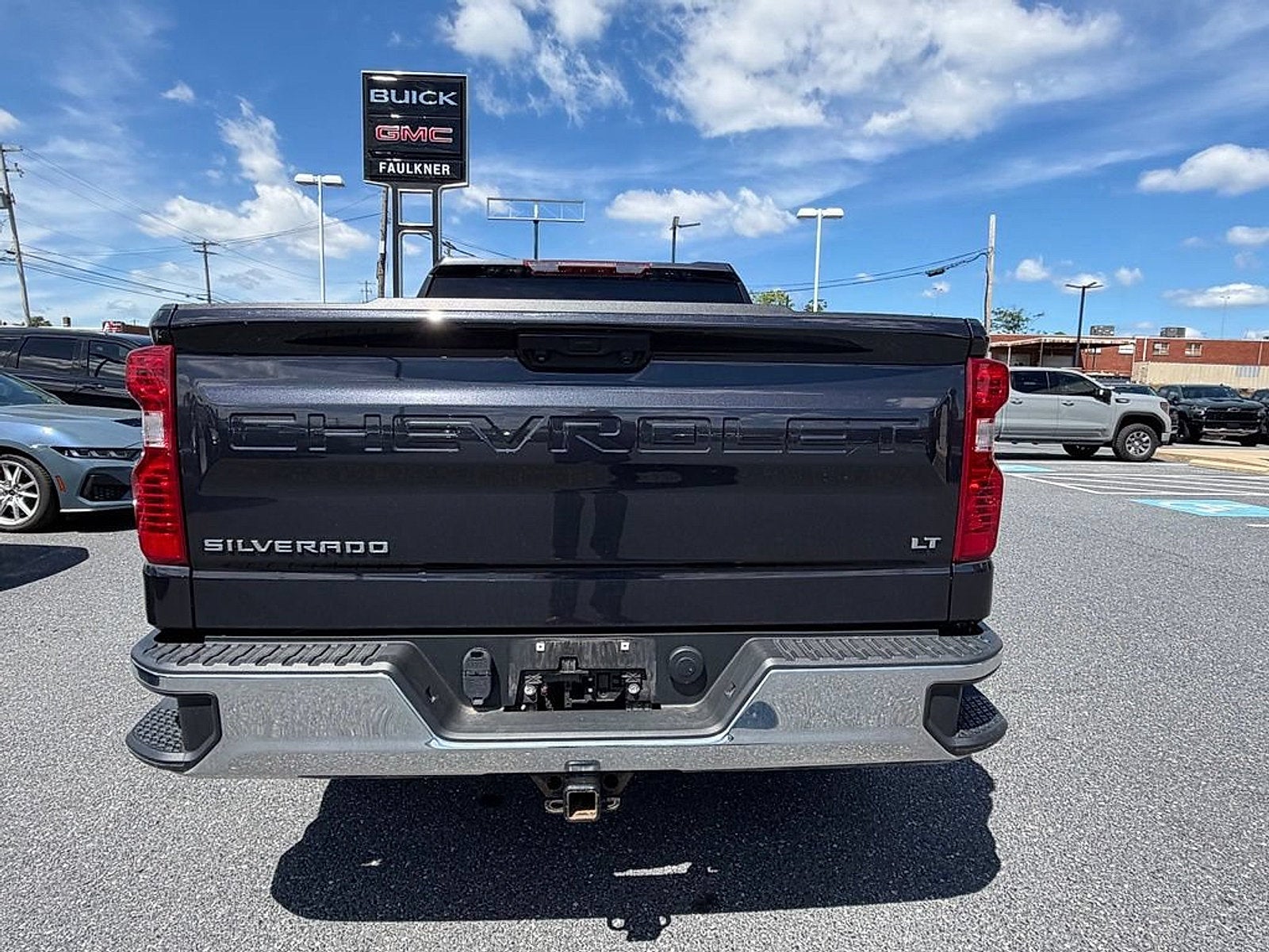 2022 Chevrolet Silverado 1500 LT (2FL)