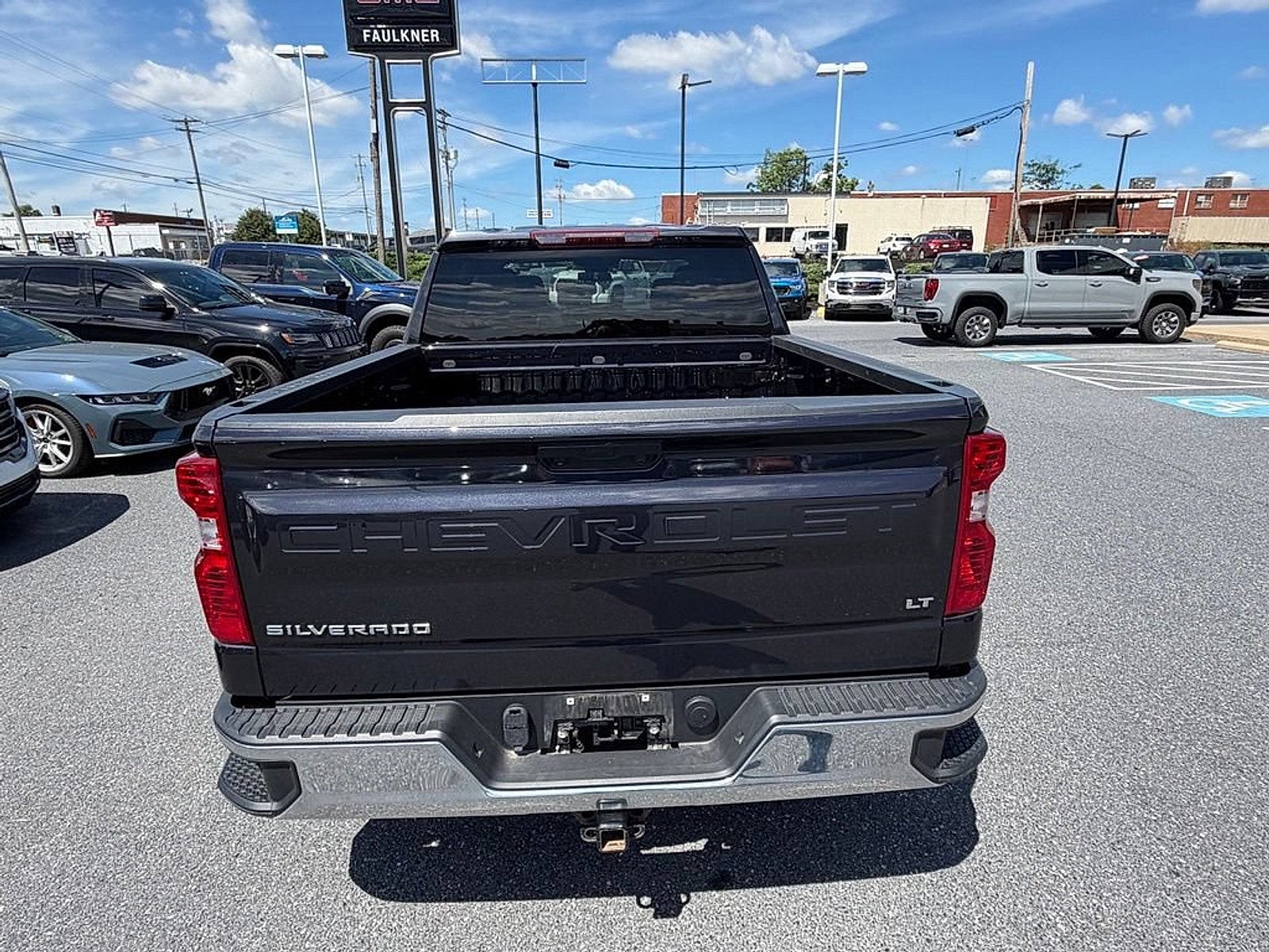 2022 Chevrolet Silverado 1500 LT (2FL)