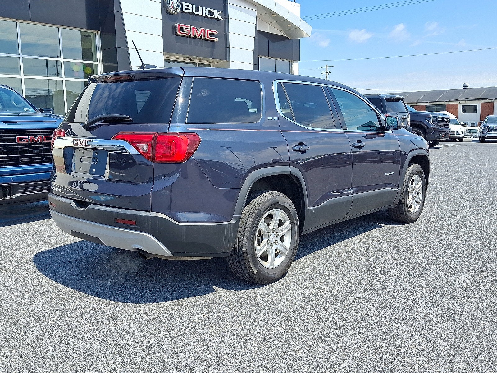 2018 GMC Acadia SLE