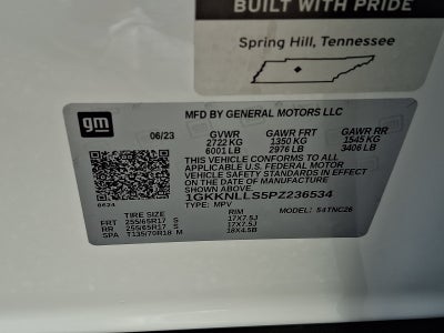 2023 GMC Acadia AT4
