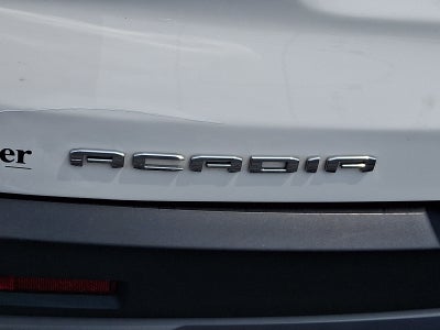 2023 GMC Acadia AT4