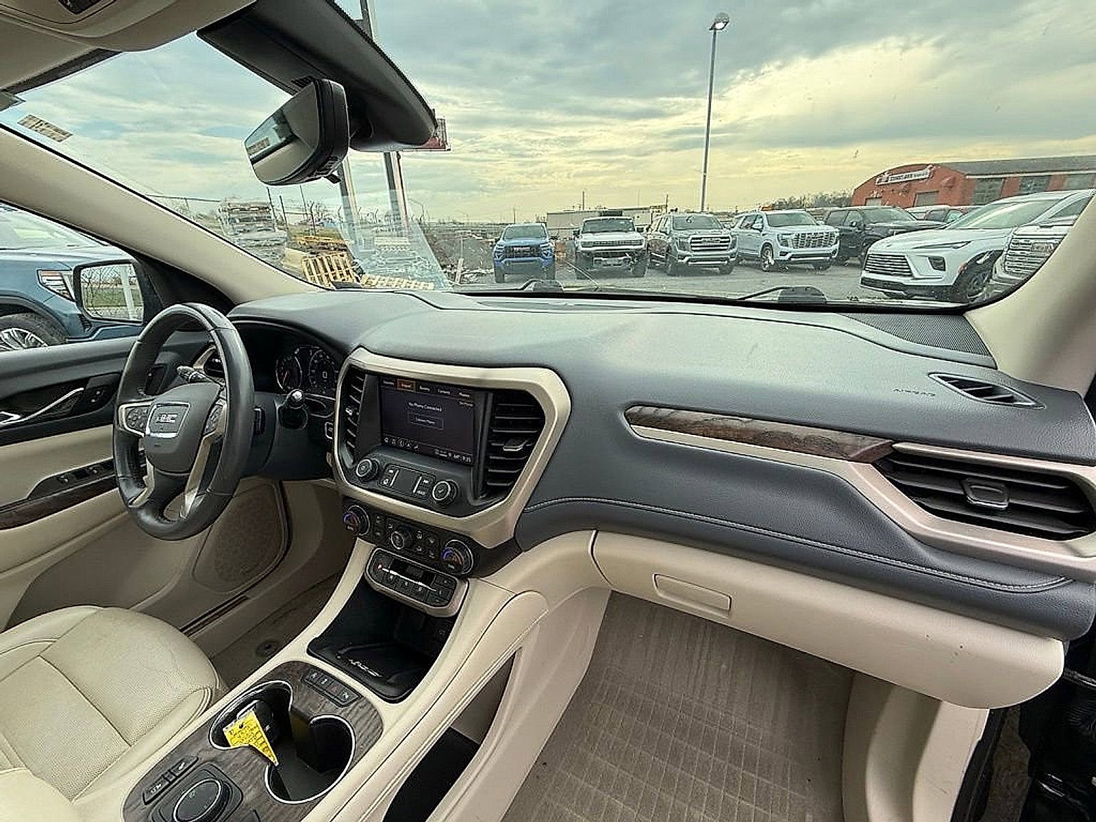 2021 GMC Acadia Denali