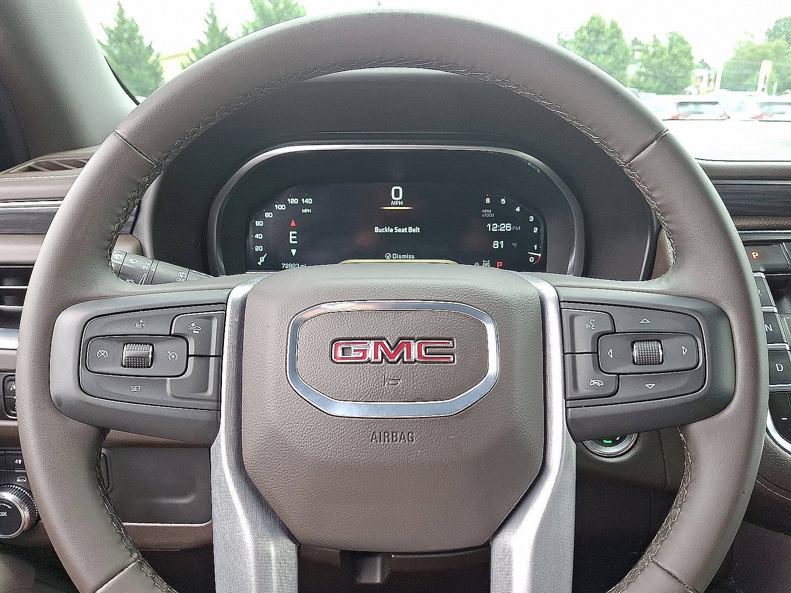 2024 GMC Yukon SLT