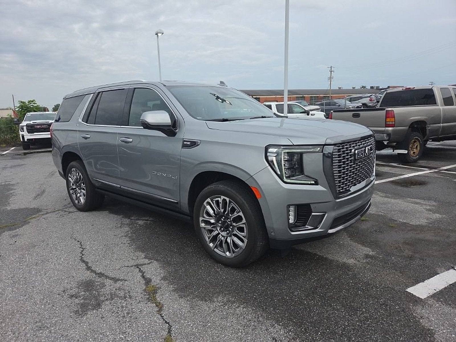 2024 GMC Yukon Denali Ultimate