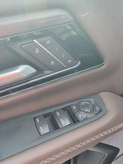 2025 GMC Yukon Denali Ultimate