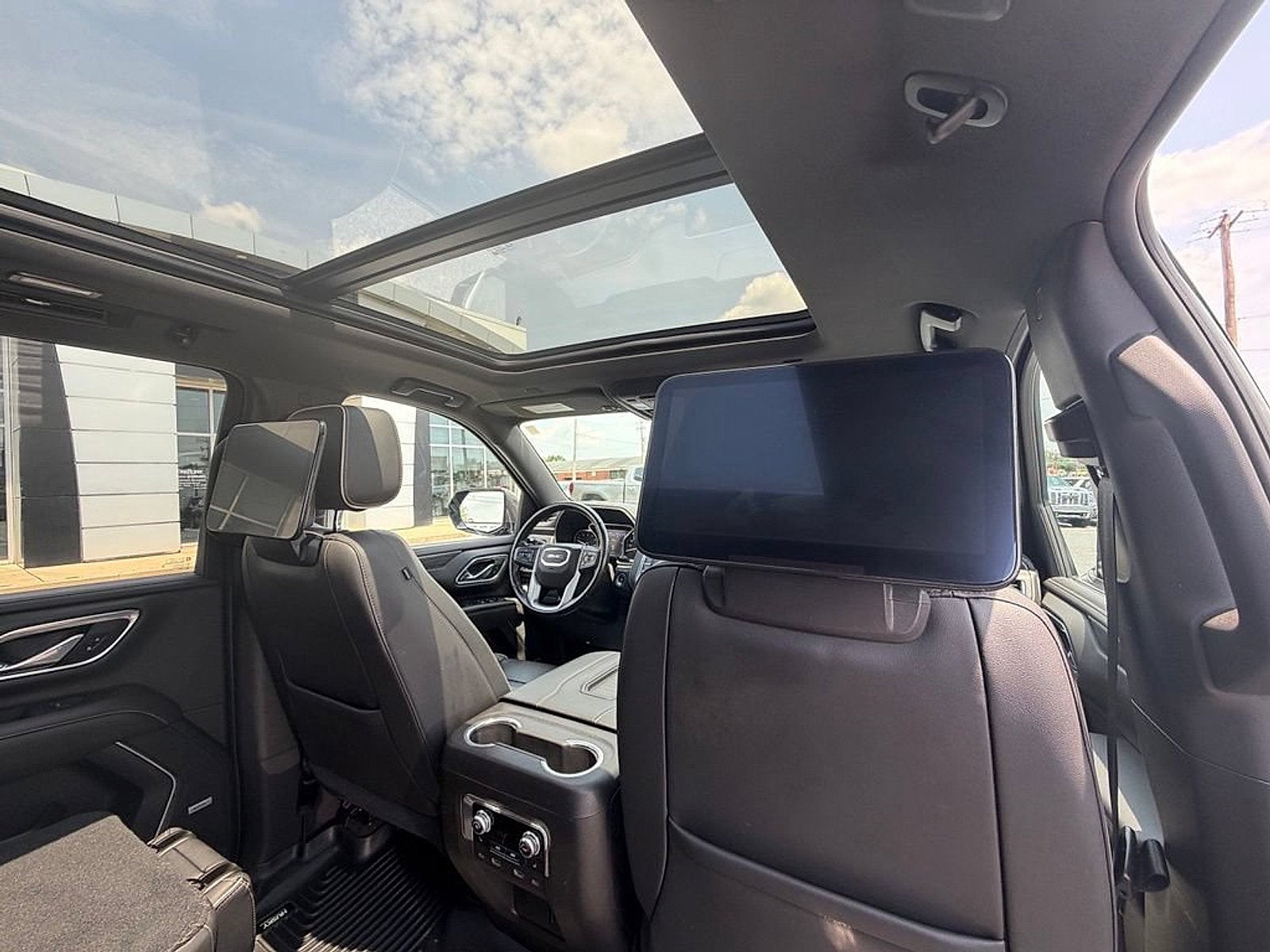 2021 GMC Yukon XL SLT