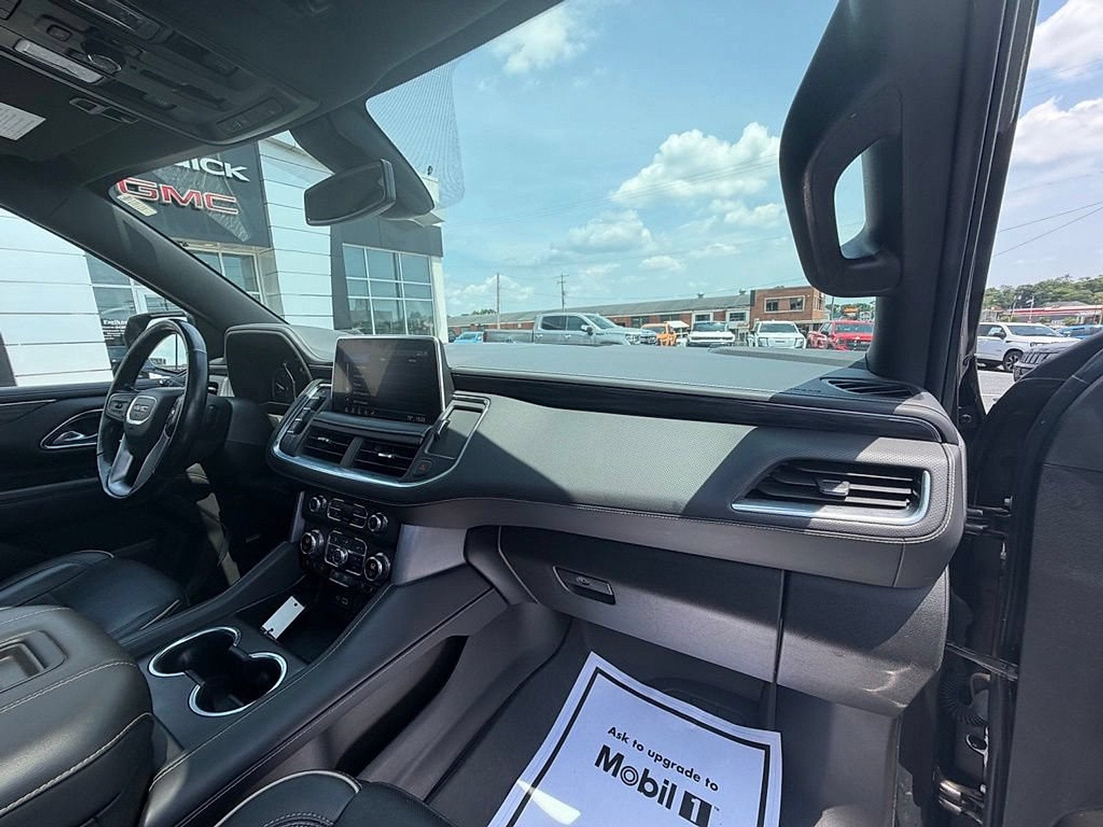 2021 GMC Yukon XL SLT
