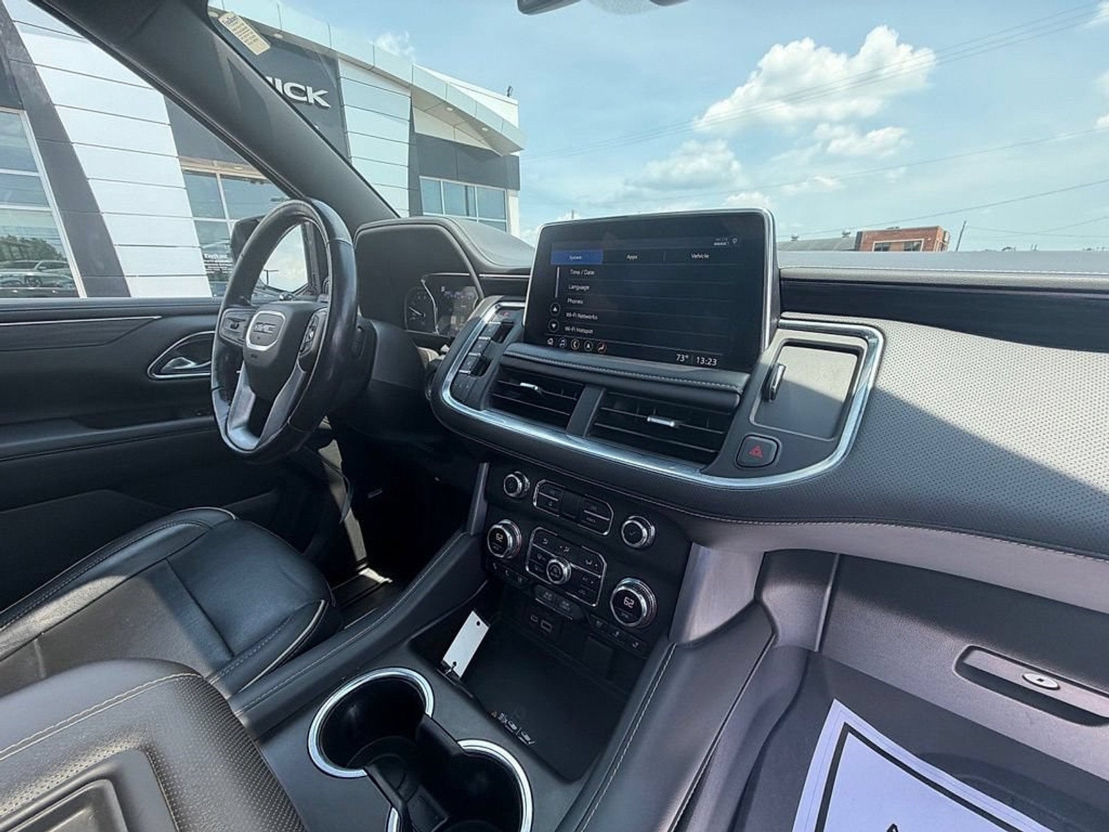 2021 GMC Yukon XL SLT