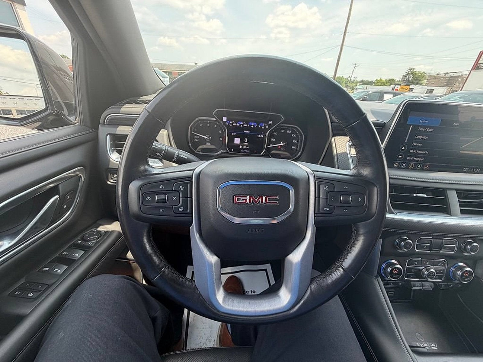 2021 GMC Yukon XL SLT
