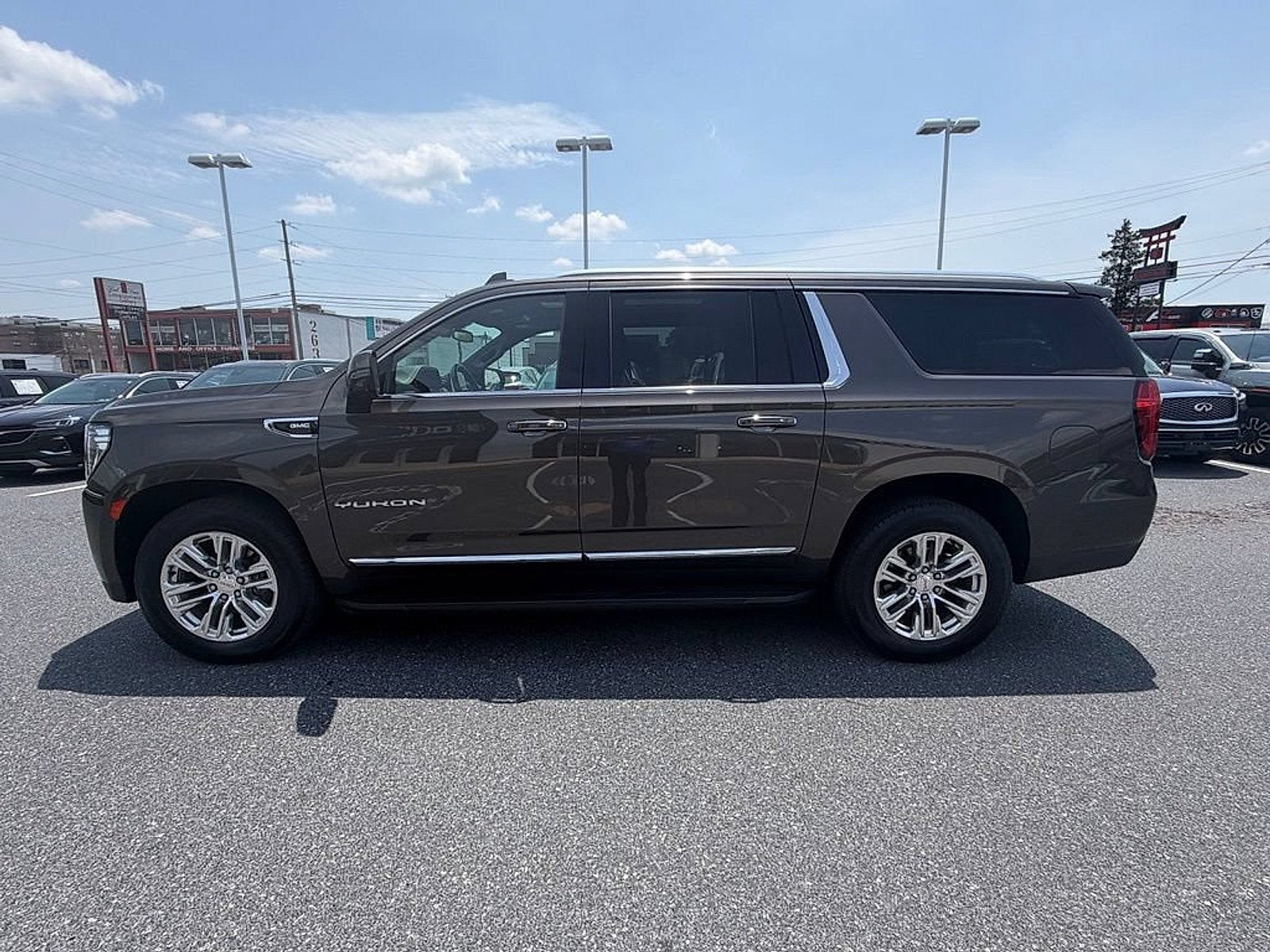 2021 GMC Yukon XL SLT