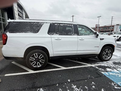 2023 GMC Yukon XL AT4