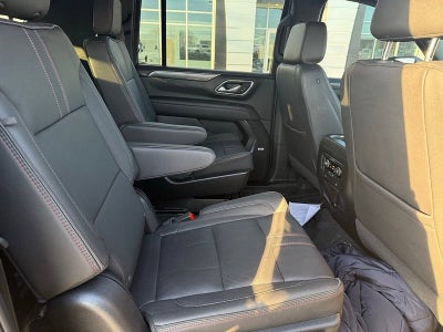 2023 Chevrolet Suburban RST