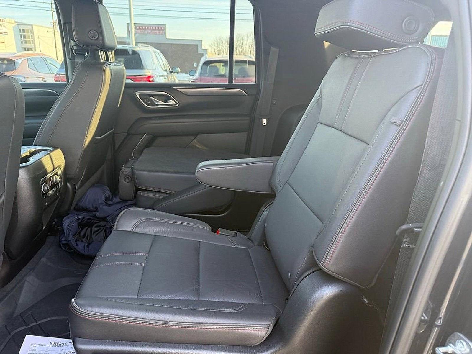 2023 Chevrolet Suburban RST