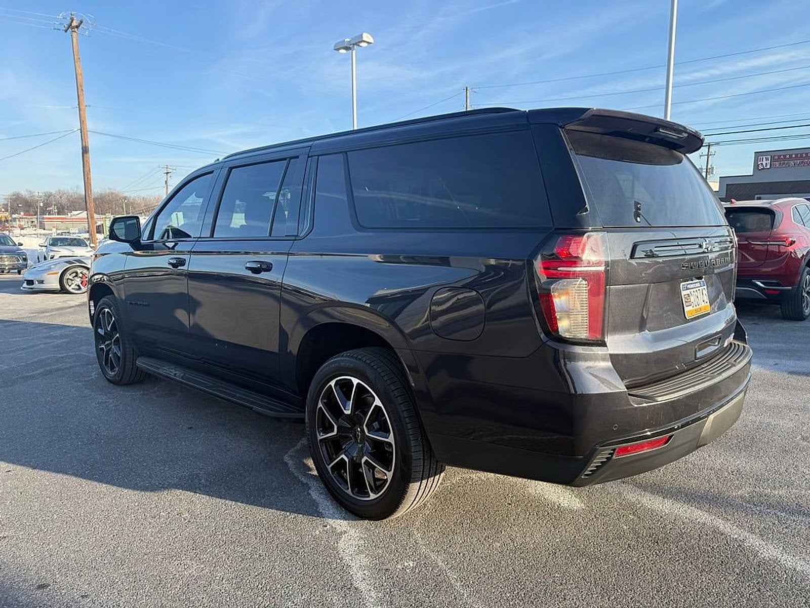 2023 Chevrolet Suburban RST