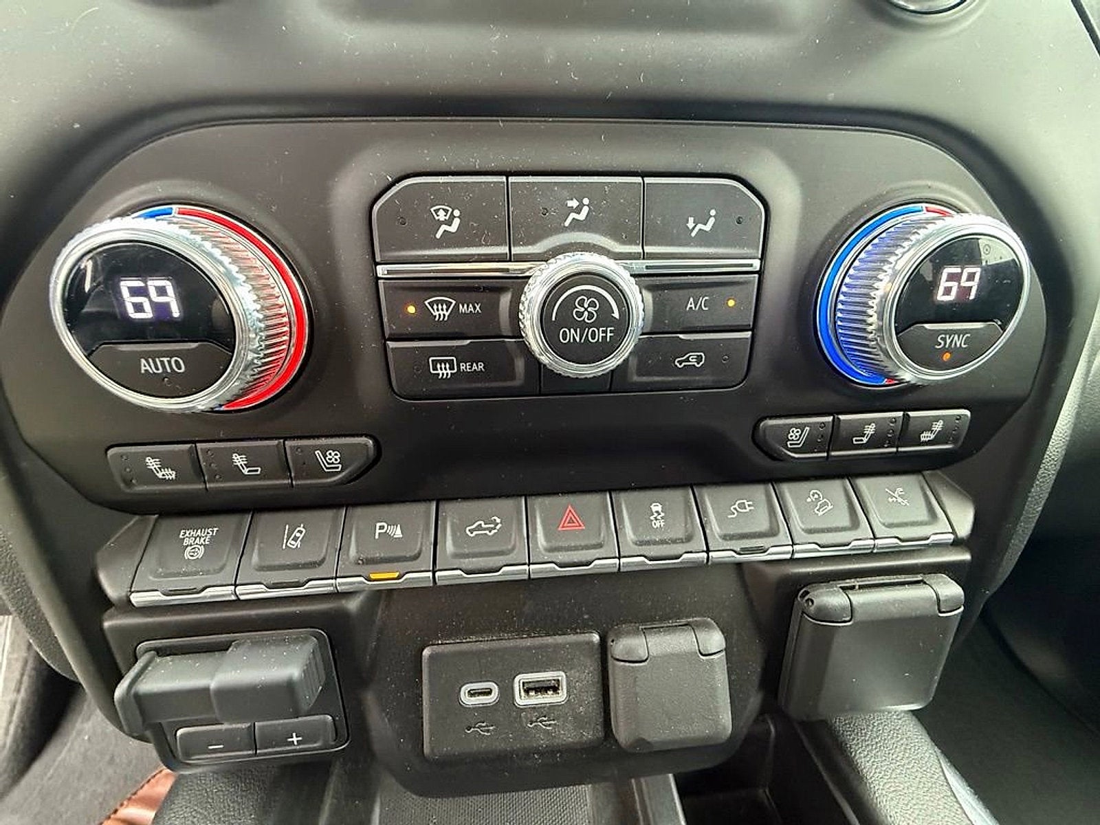 2023 GMC Sierra 2500 HD AT4