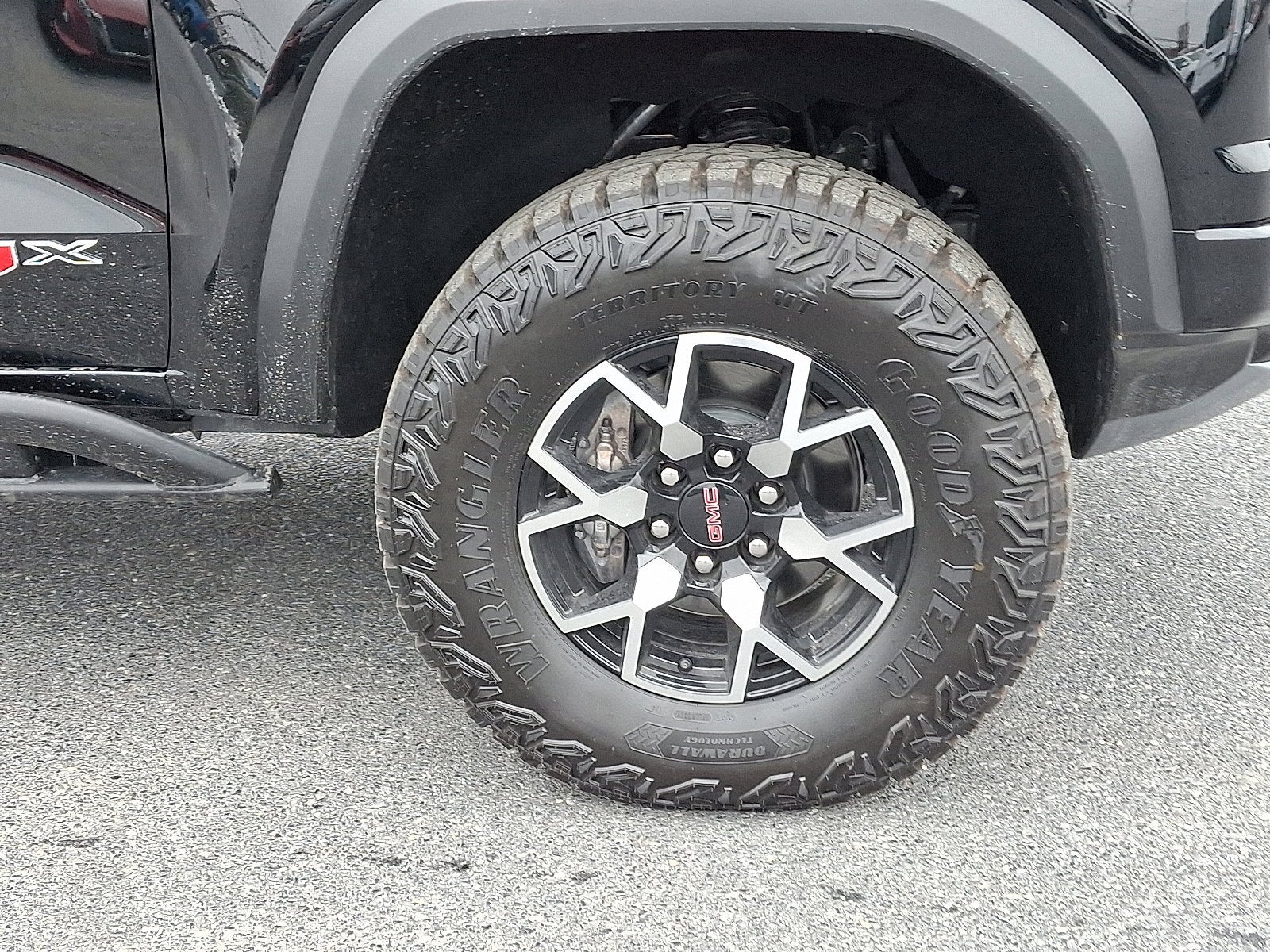 2024 GMC Canyon AT4X