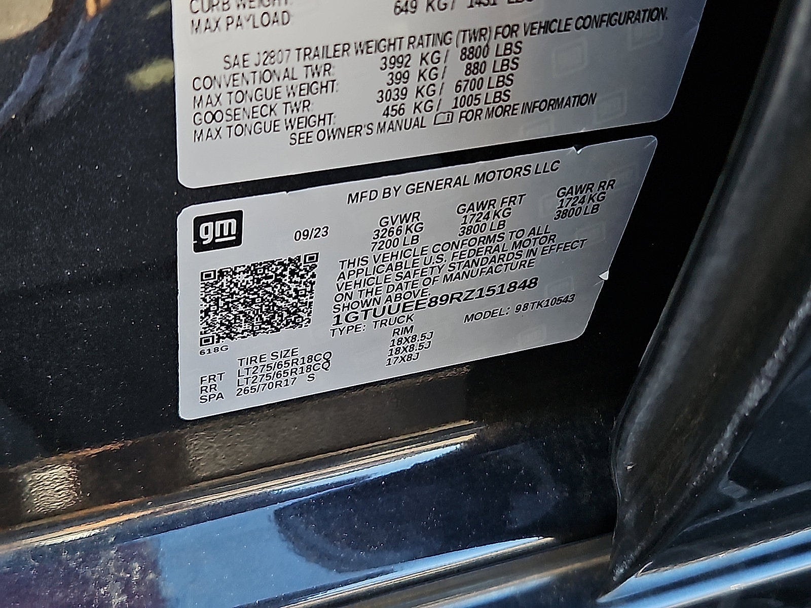 2024 GMC Sierra 1500 AT4
