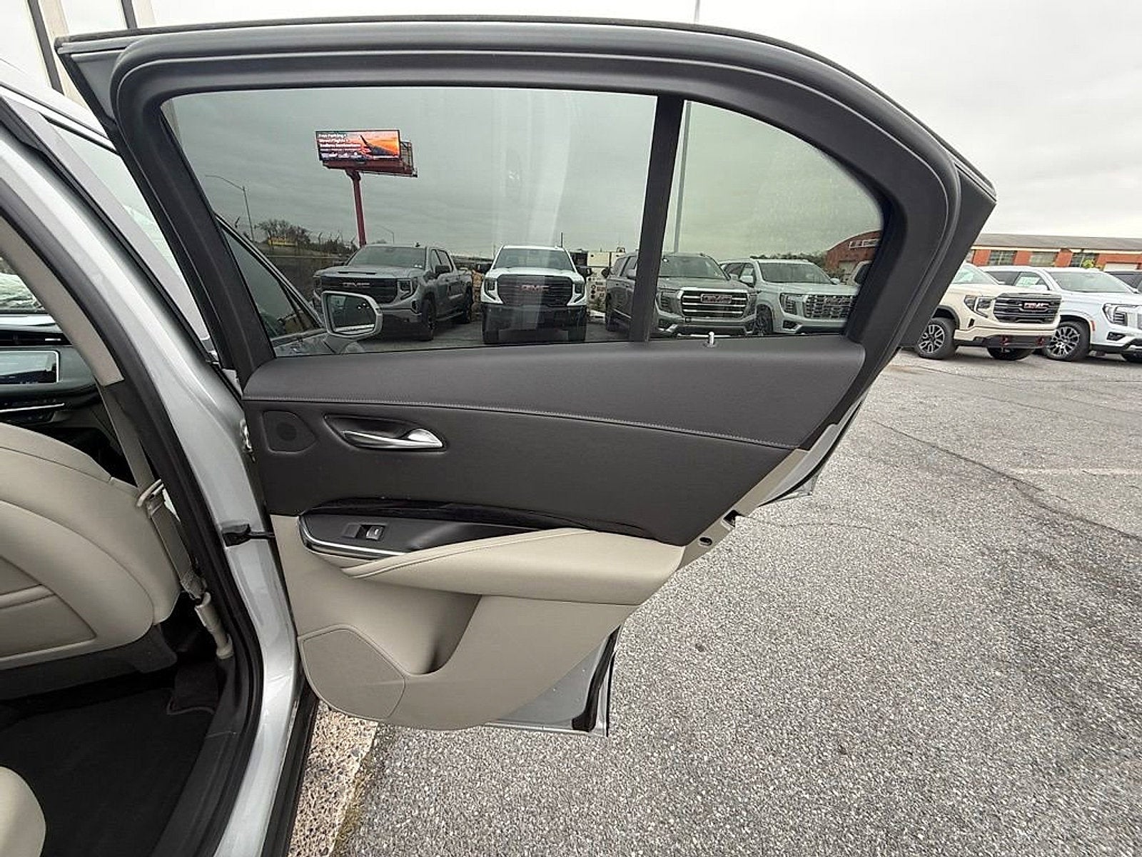 2019 Cadillac XT4 AWD Premium Luxury