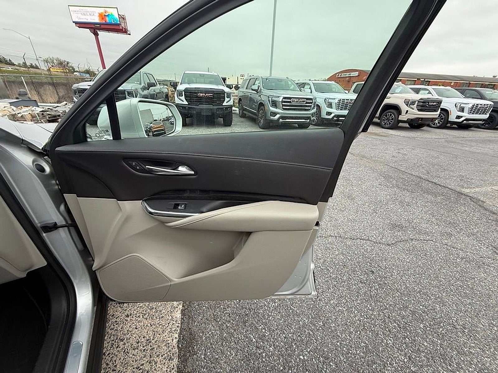 2019 Cadillac XT4 AWD Premium Luxury