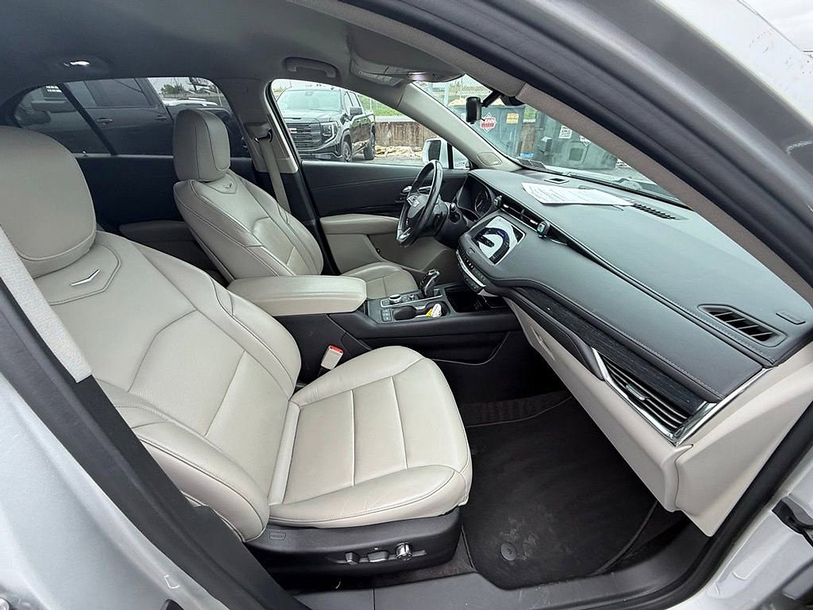 2019 Cadillac XT4 AWD Premium Luxury