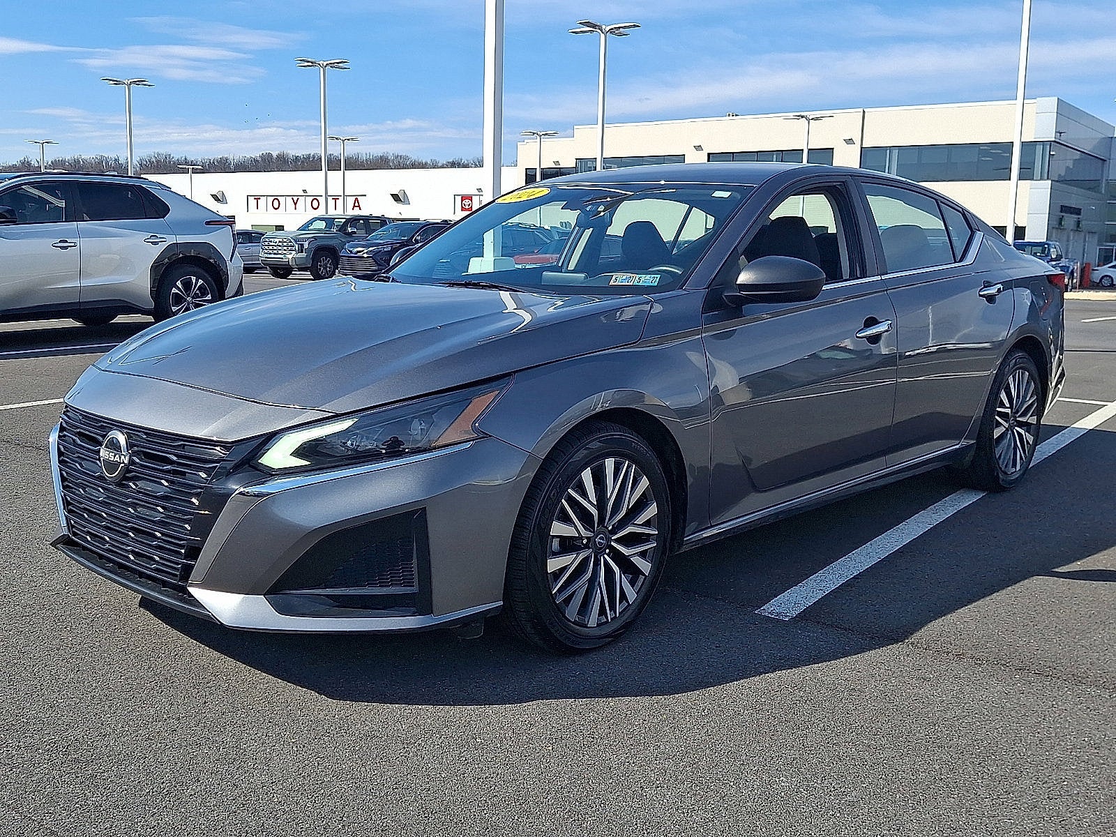 2024 Nissan Altima 2.5 SV