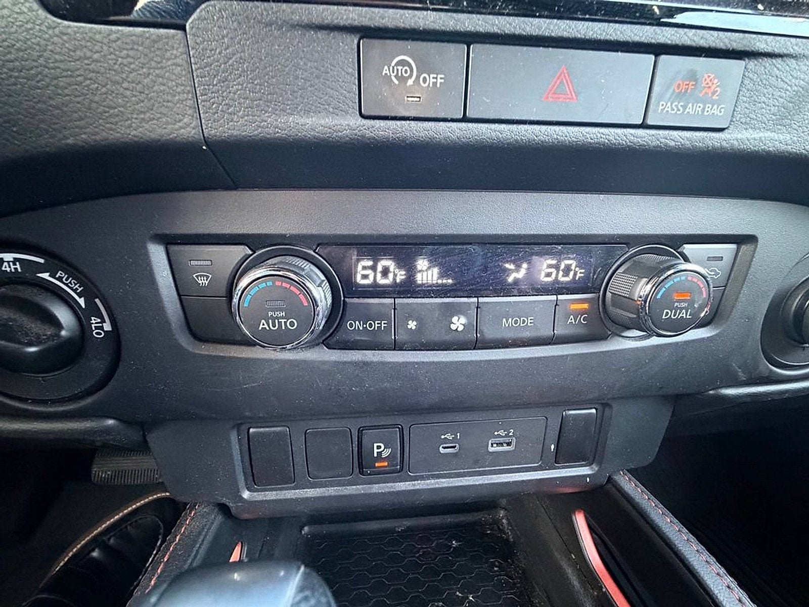 2024 Nissan Frontier Crew Cab PRO-4X 4x4