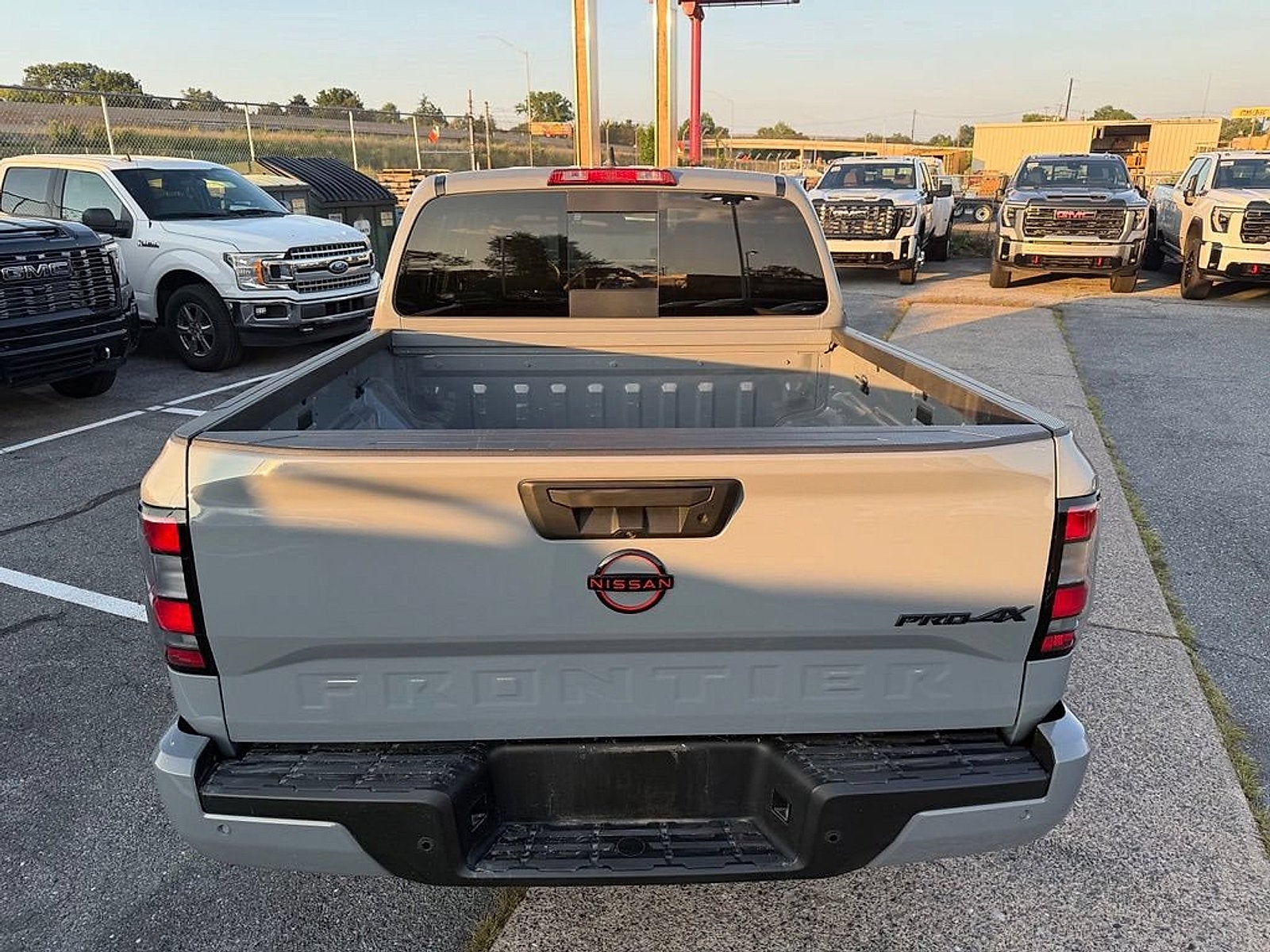 2024 Nissan Frontier Crew Cab PRO-4X 4x4