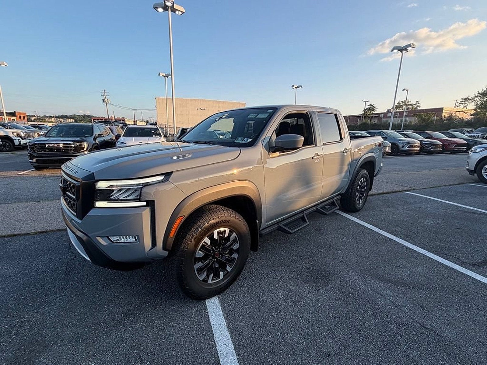 2024 Nissan Frontier Crew Cab PRO-4X 4x4