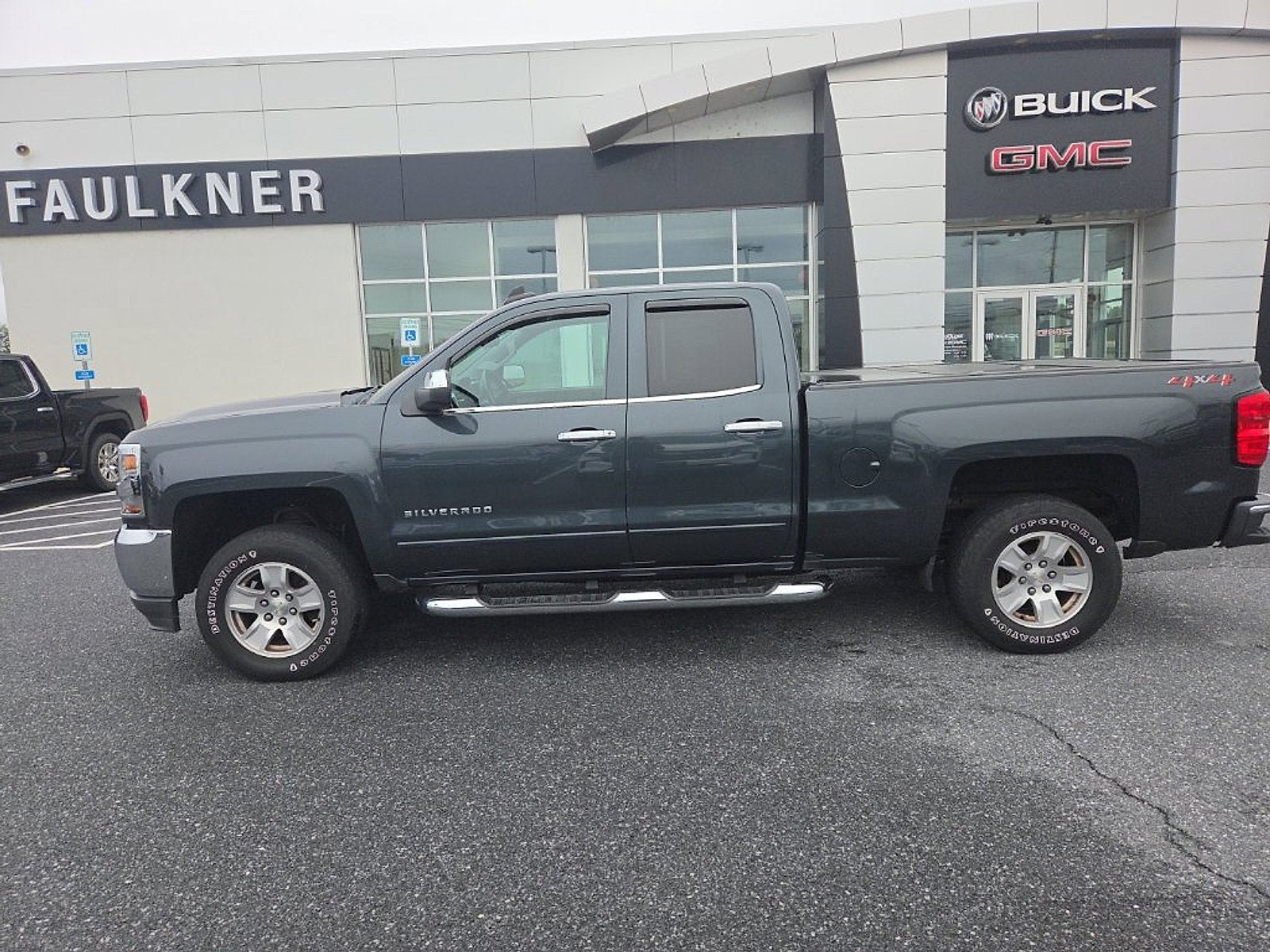 2019 Chevrolet Silverado LD LT