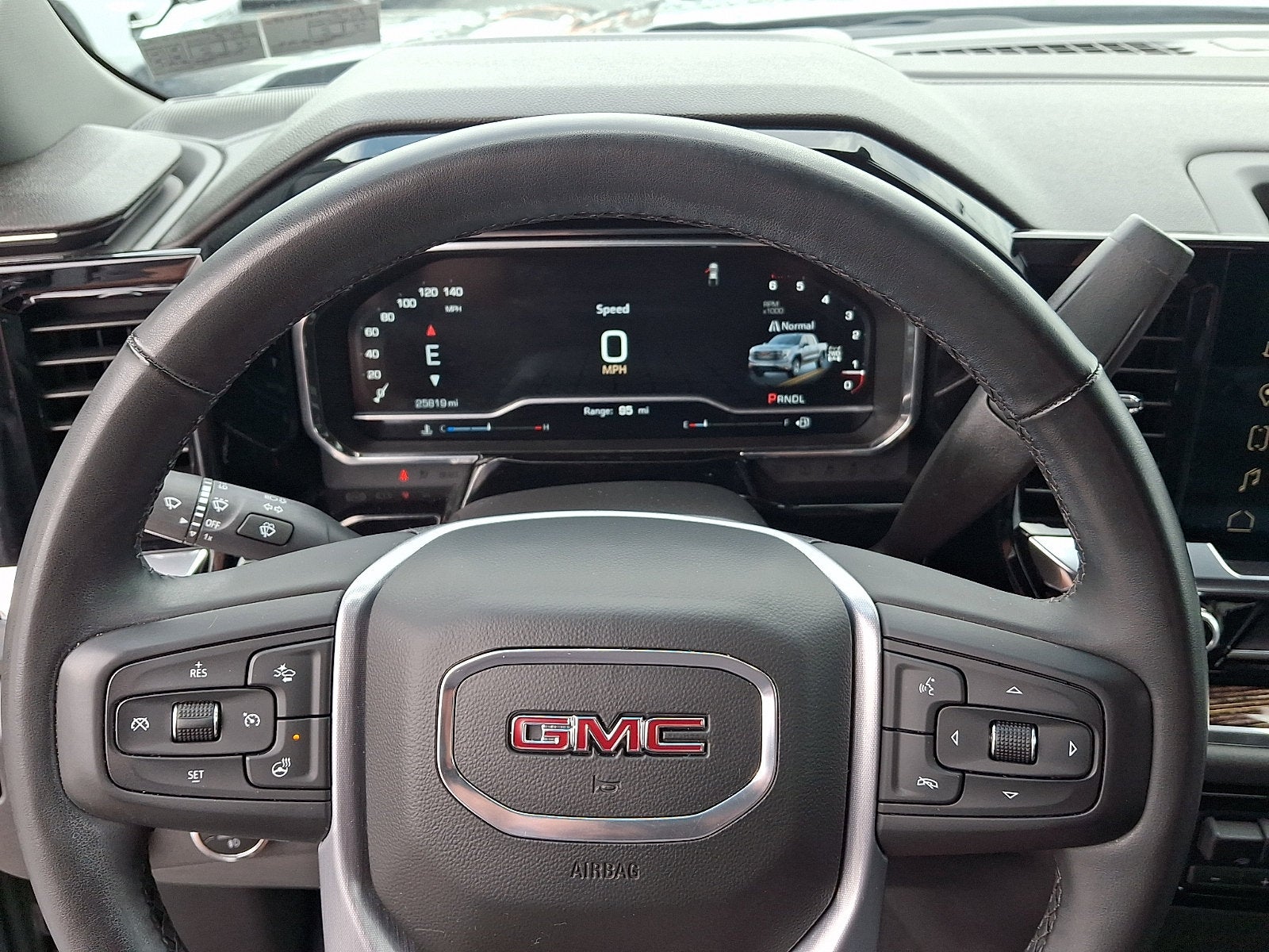 2023 GMC Sierra 1500 Elevation