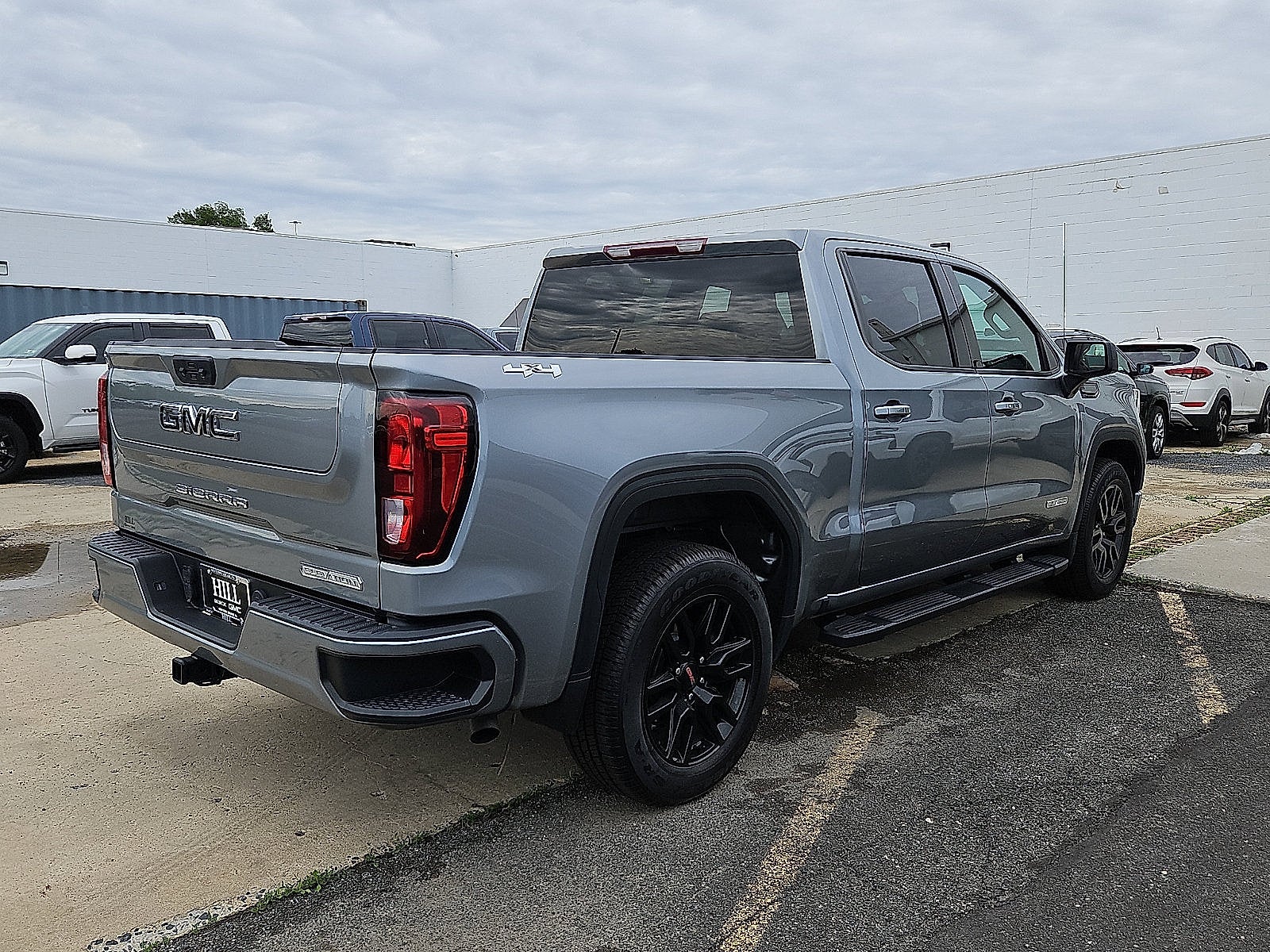 2023 GMC Sierra 1500 Elevation