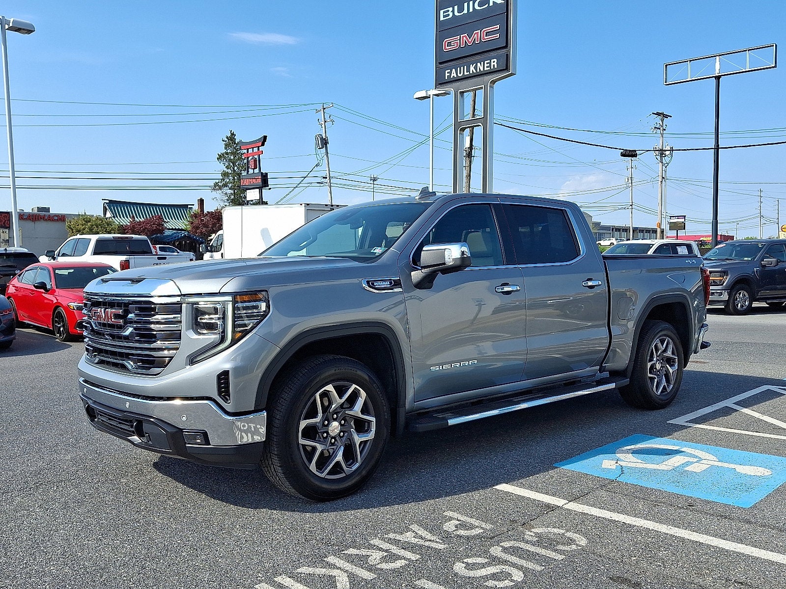 2024 GMC Sierra 1500 SLT