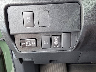 2022 Toyota Tacoma 4WD SR