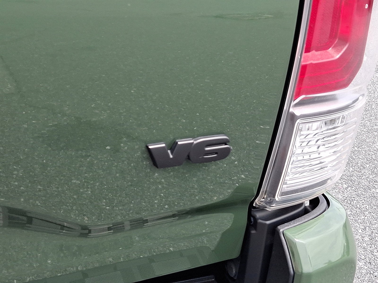 2022 Toyota Tacoma 4WD SR