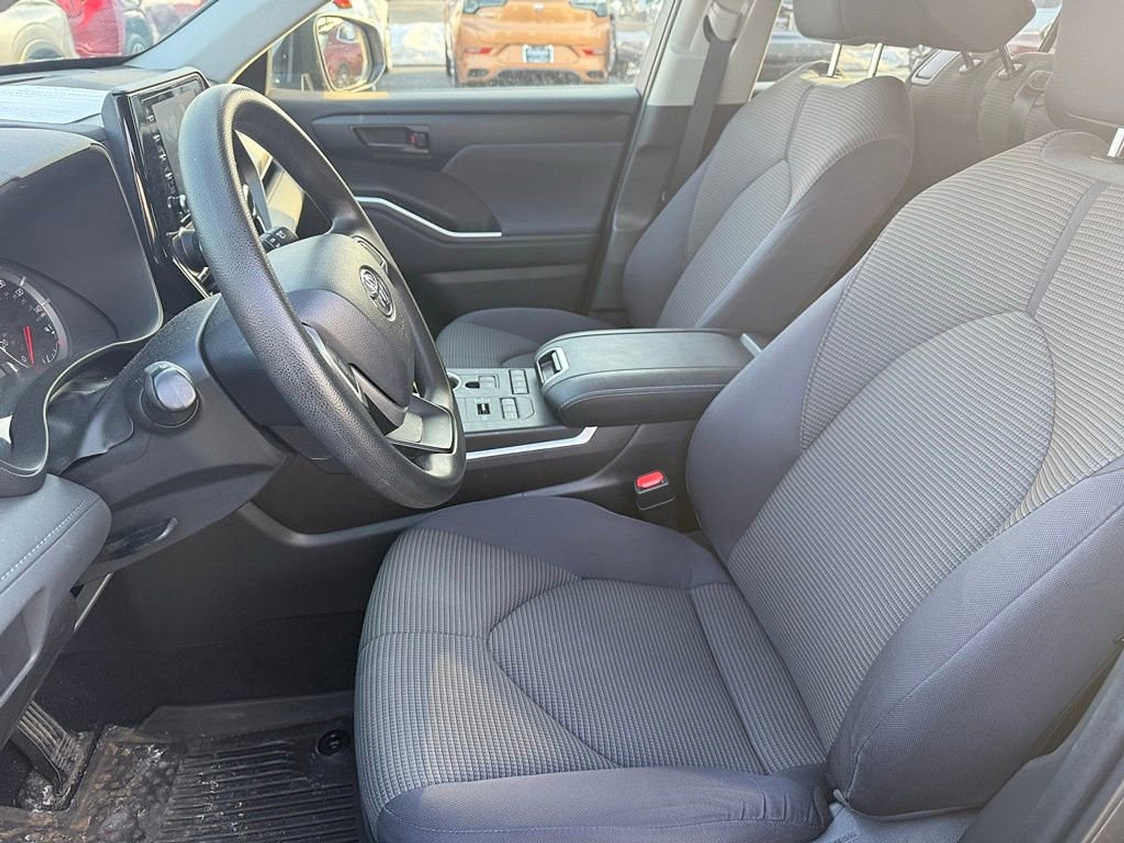 2022 Toyota Highlander L