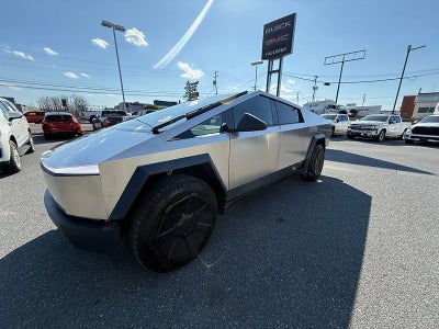2025 Tesla Cybertruck Cyberbeast