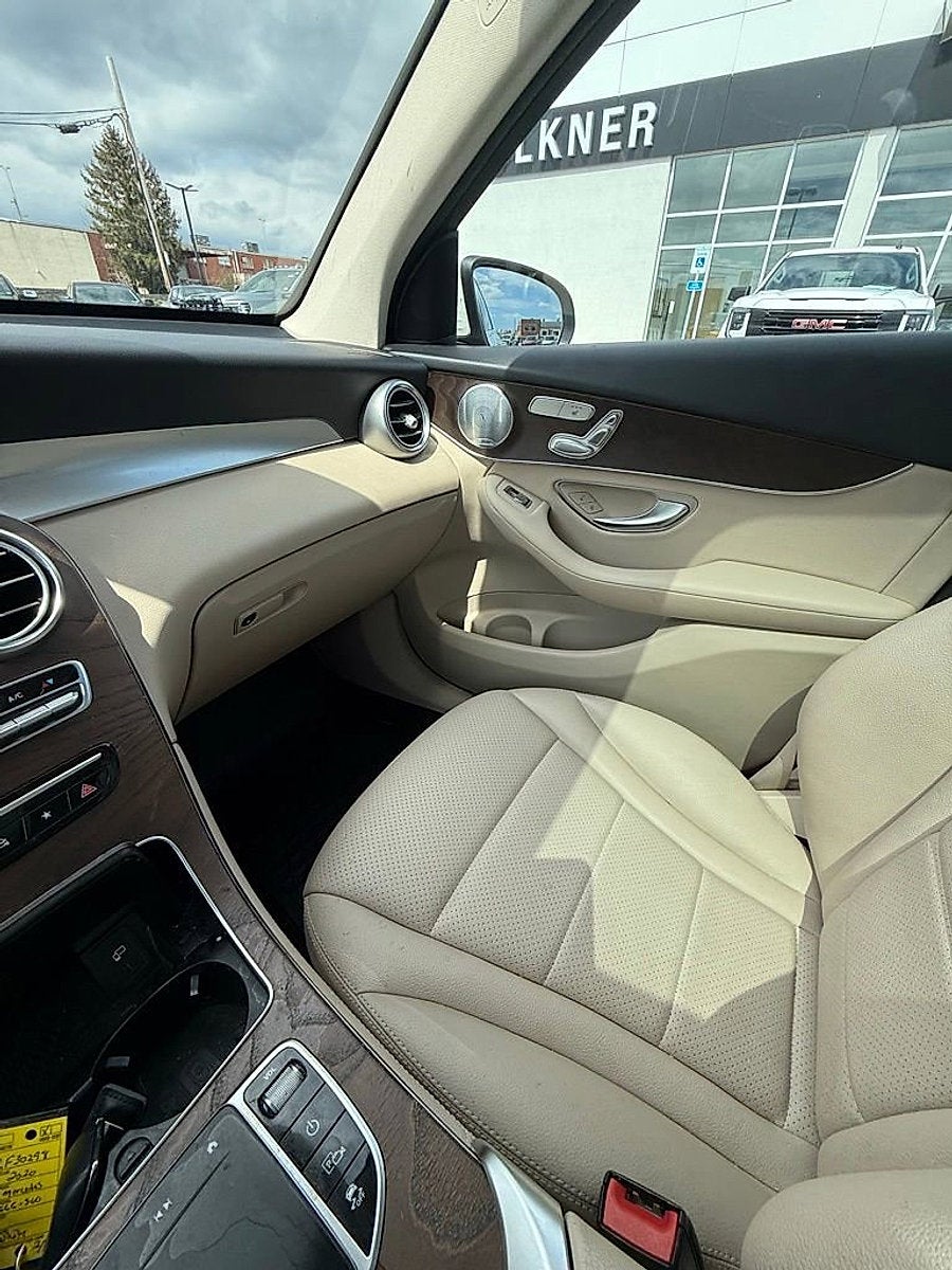 2020 Mercedes-Benz GLC GLC 300