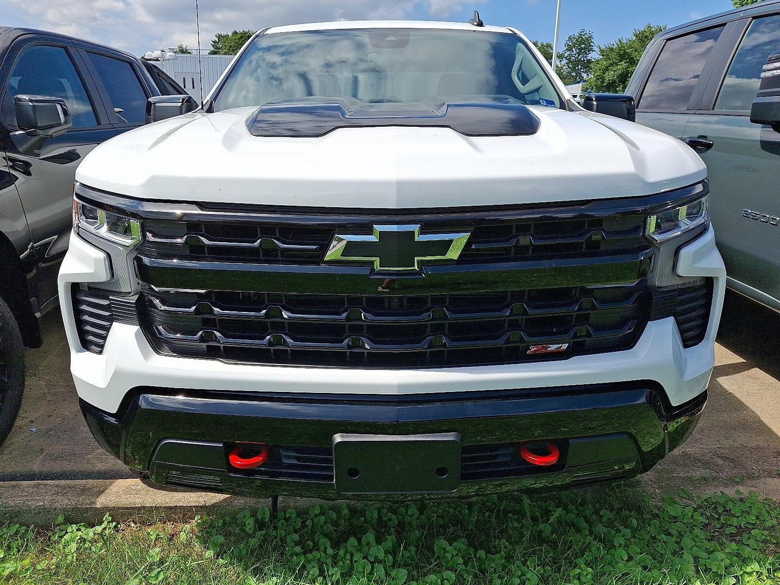 2026 Chevrolet Silverado 1500 Crew Cab Short Box 4-Wheel Drive LT Trail Boss