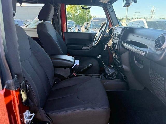 2014 Jeep Wrangler 4WD 2dr Sport