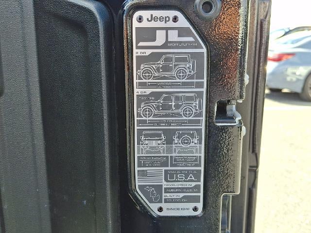 2022 Jeep Wrangler Unlimited Sahara 4x4