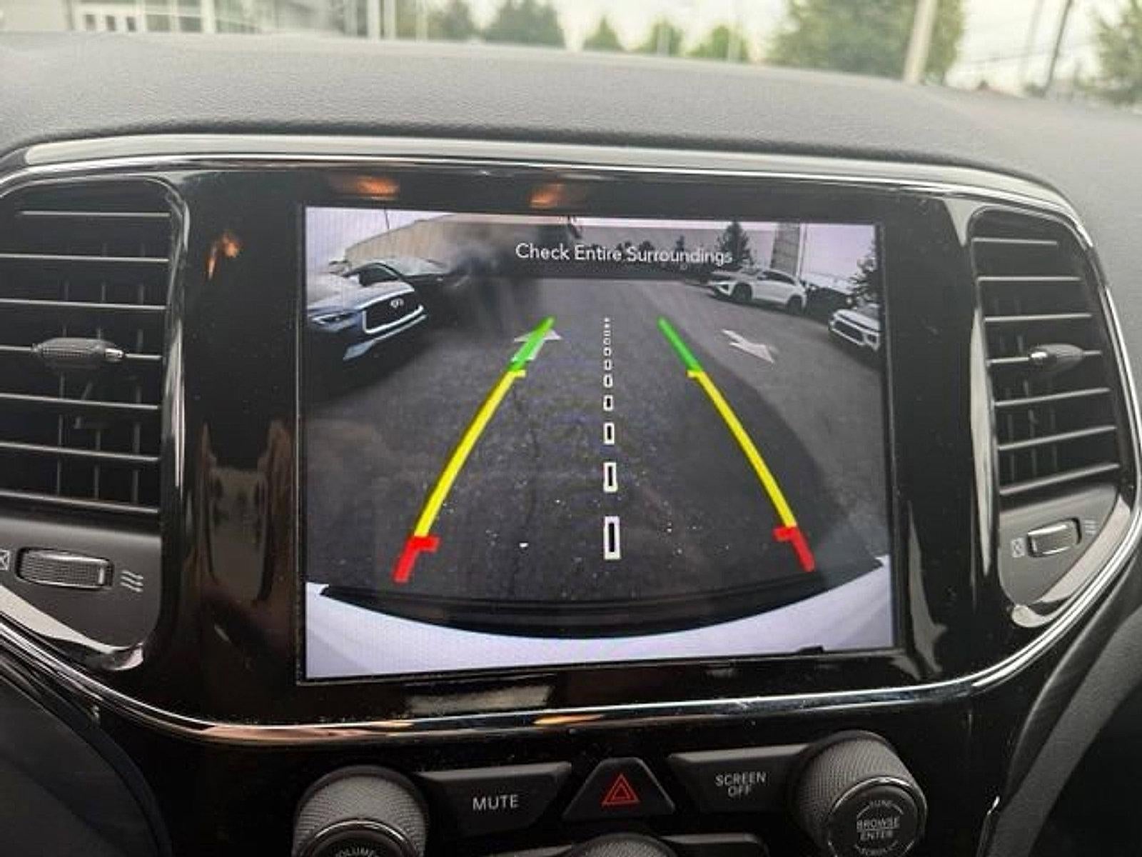 2021 Jeep Grand Cherokee Laredo X 4x4