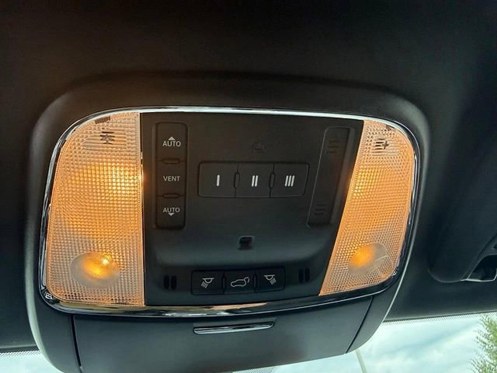 2021 Jeep Grand Cherokee Laredo X 4x4