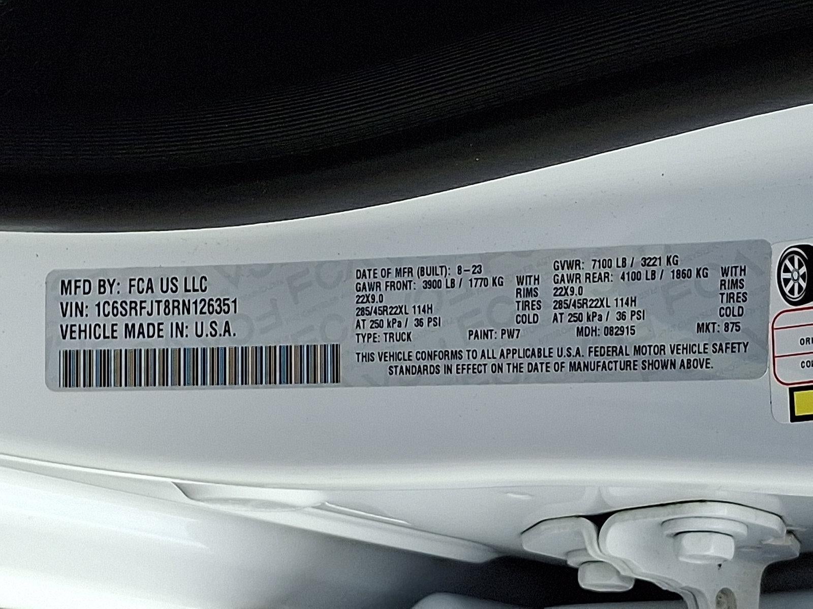 2024 RAM 1500 Laramie 4x4 Crew Cab 5'7" Box