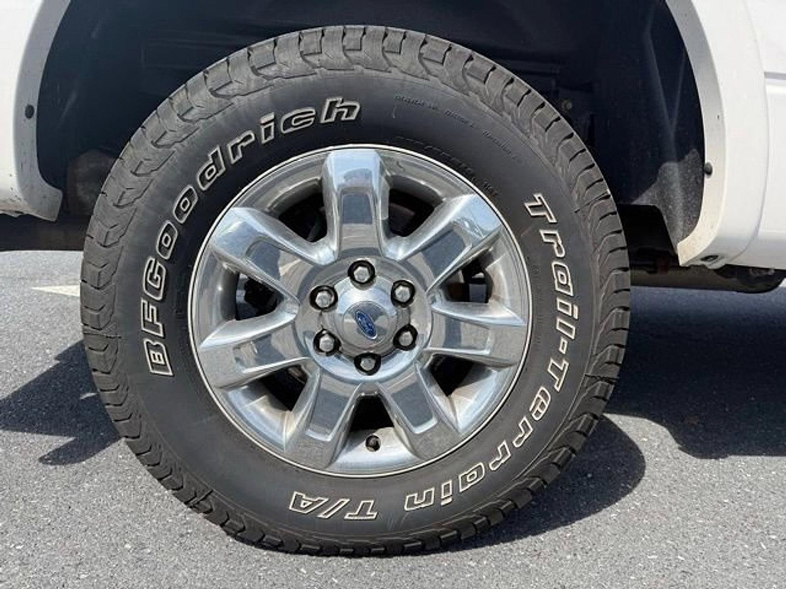 2013 Ford F-150 4WD SuperCrew 5-1/2 Ft Box Lariat