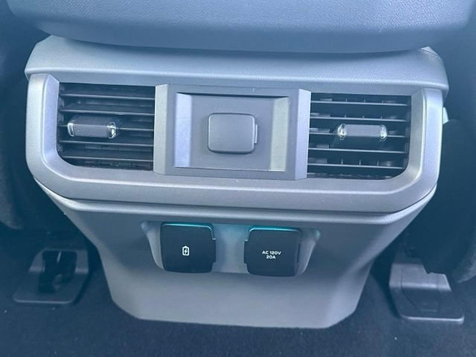 2024 Ford F-150 XLT 4WD SuperCrew 5.5' Box