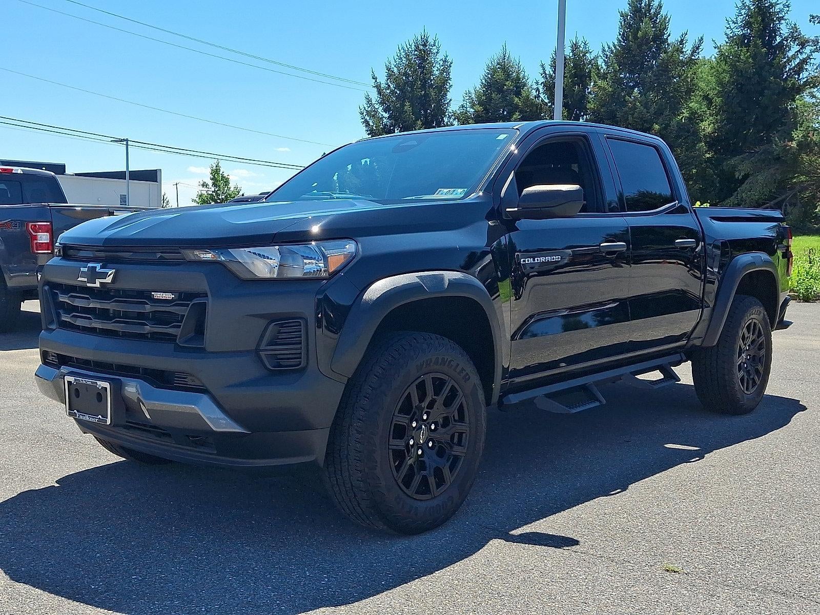 2024 Chevrolet Colorado Crew Cab Short Box 4-Wheel Drive Trail Boss