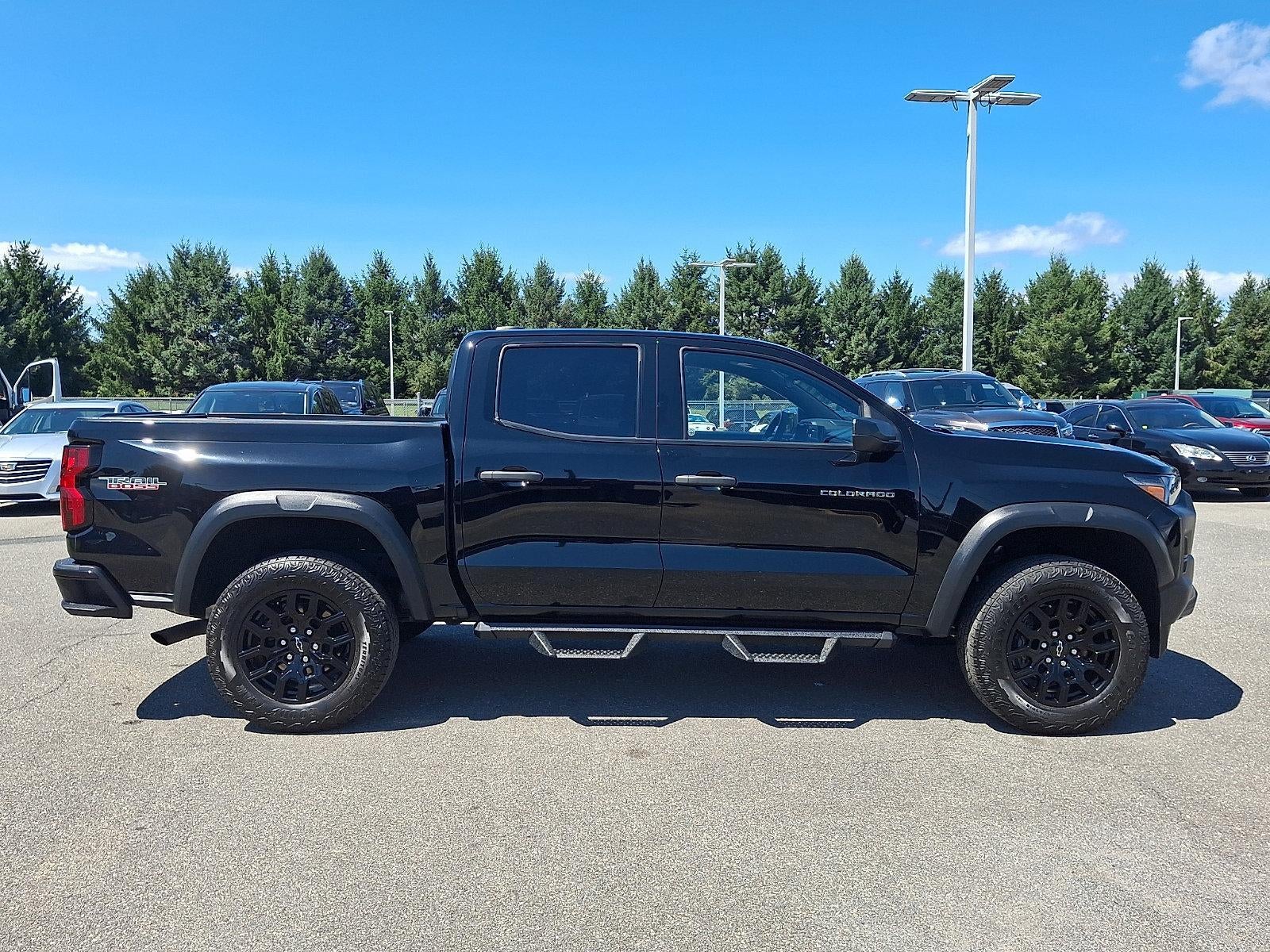 2024 Chevrolet Colorado Crew Cab Short Box 4-Wheel Drive Trail Boss
